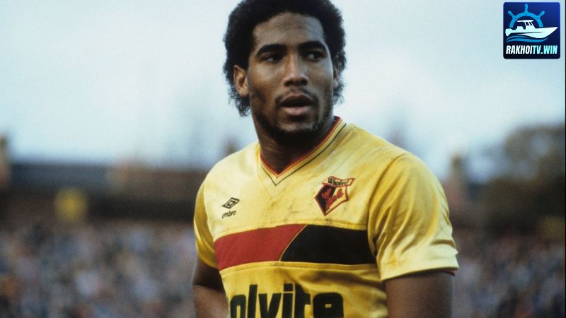 Số áo John Barnes: Huyền thoại bóng đá và những con số